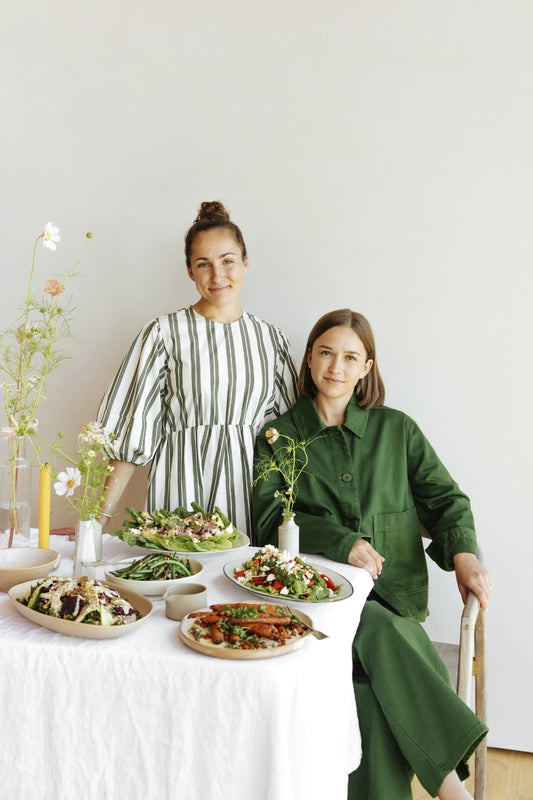 Two Raw Sisters in Kowtow