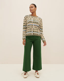 Model wearing size 