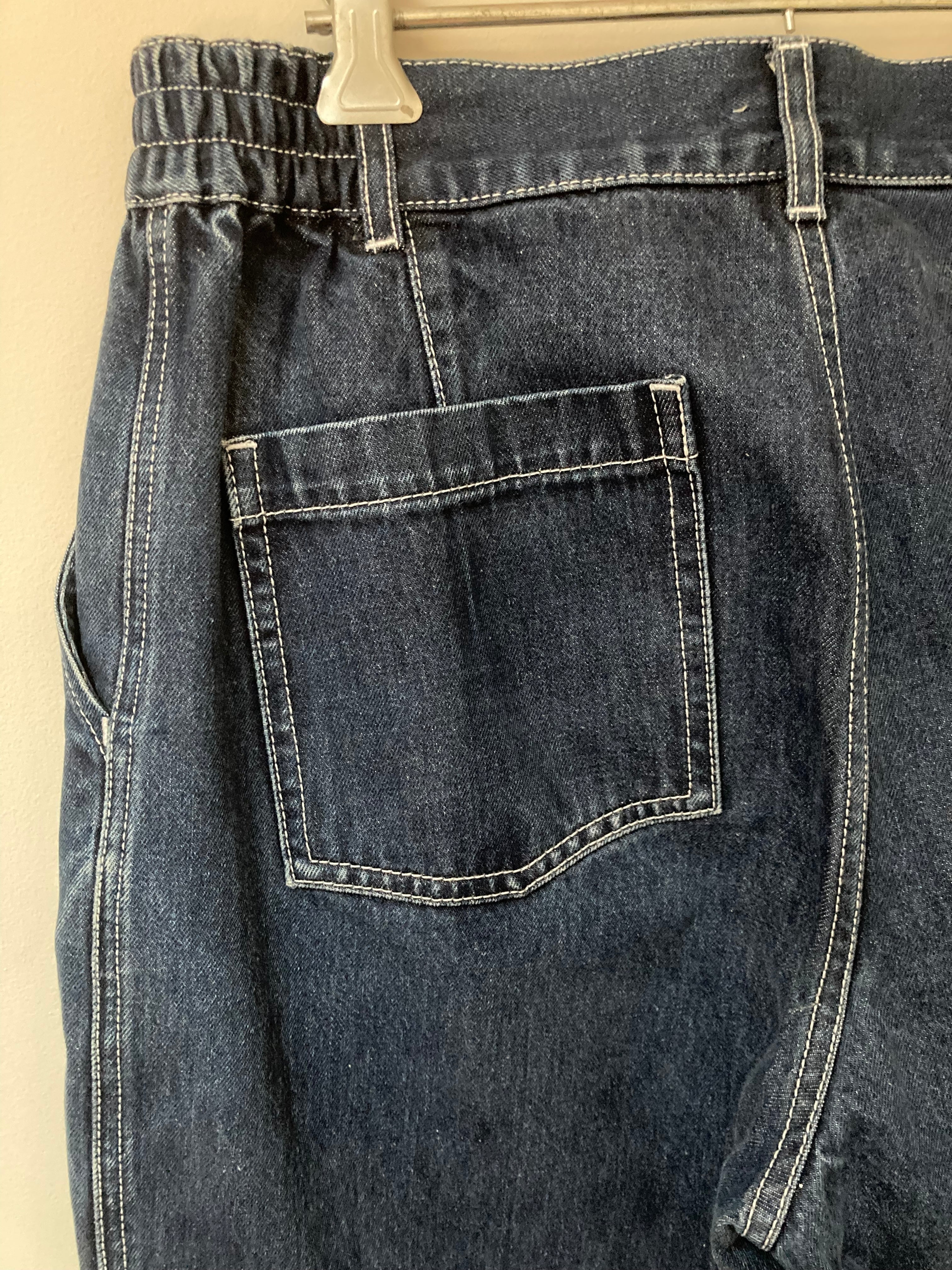 Tapered Jeans