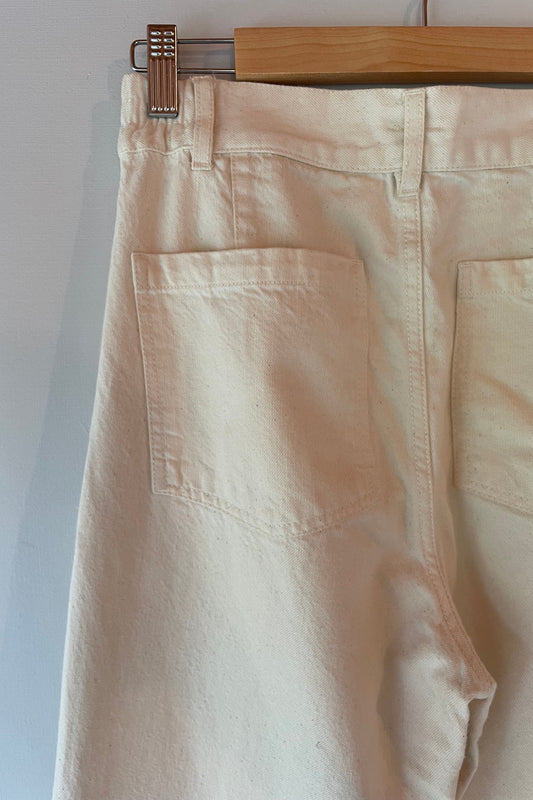 Standard Jeans