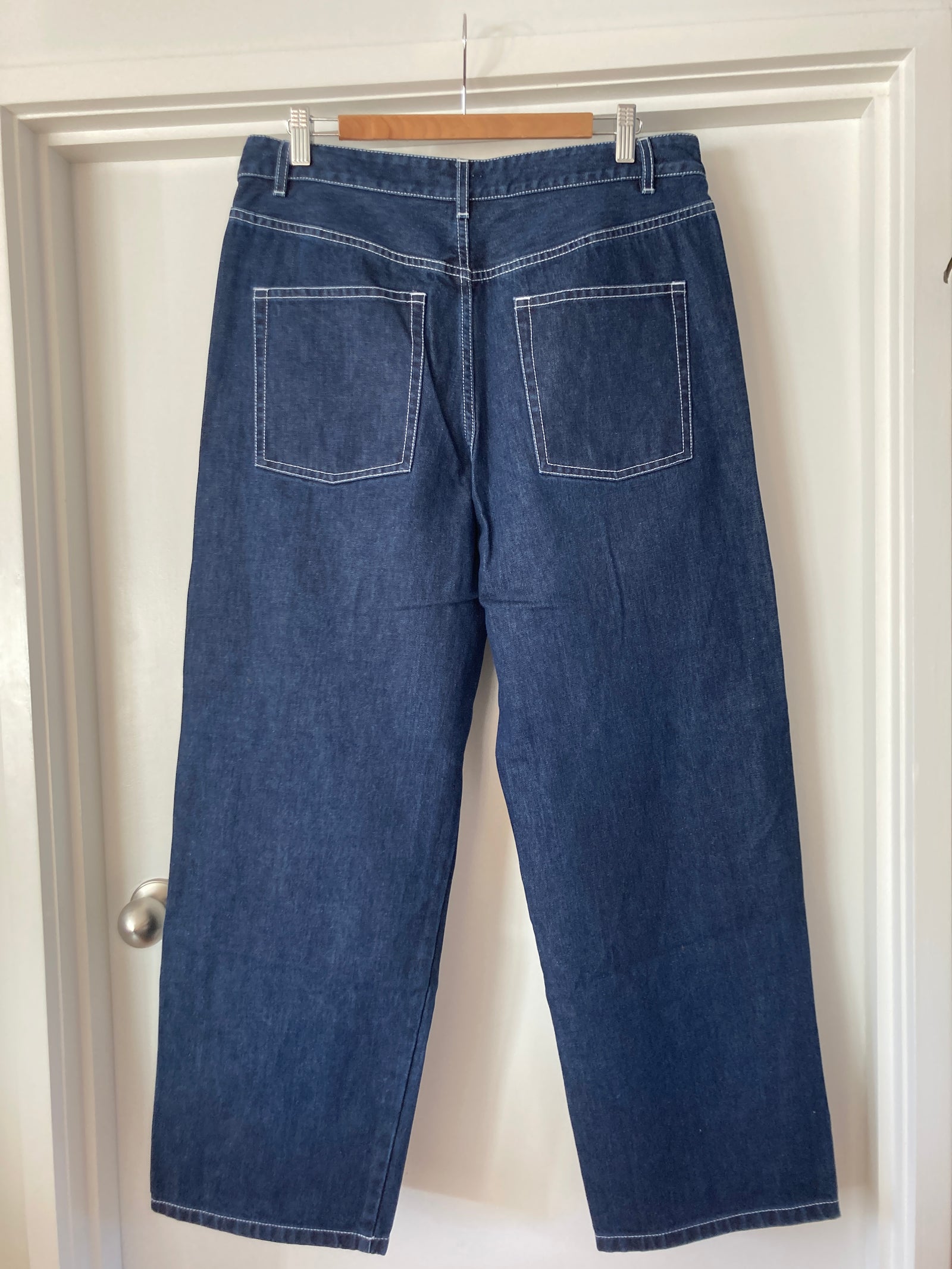 Barrel Jeans