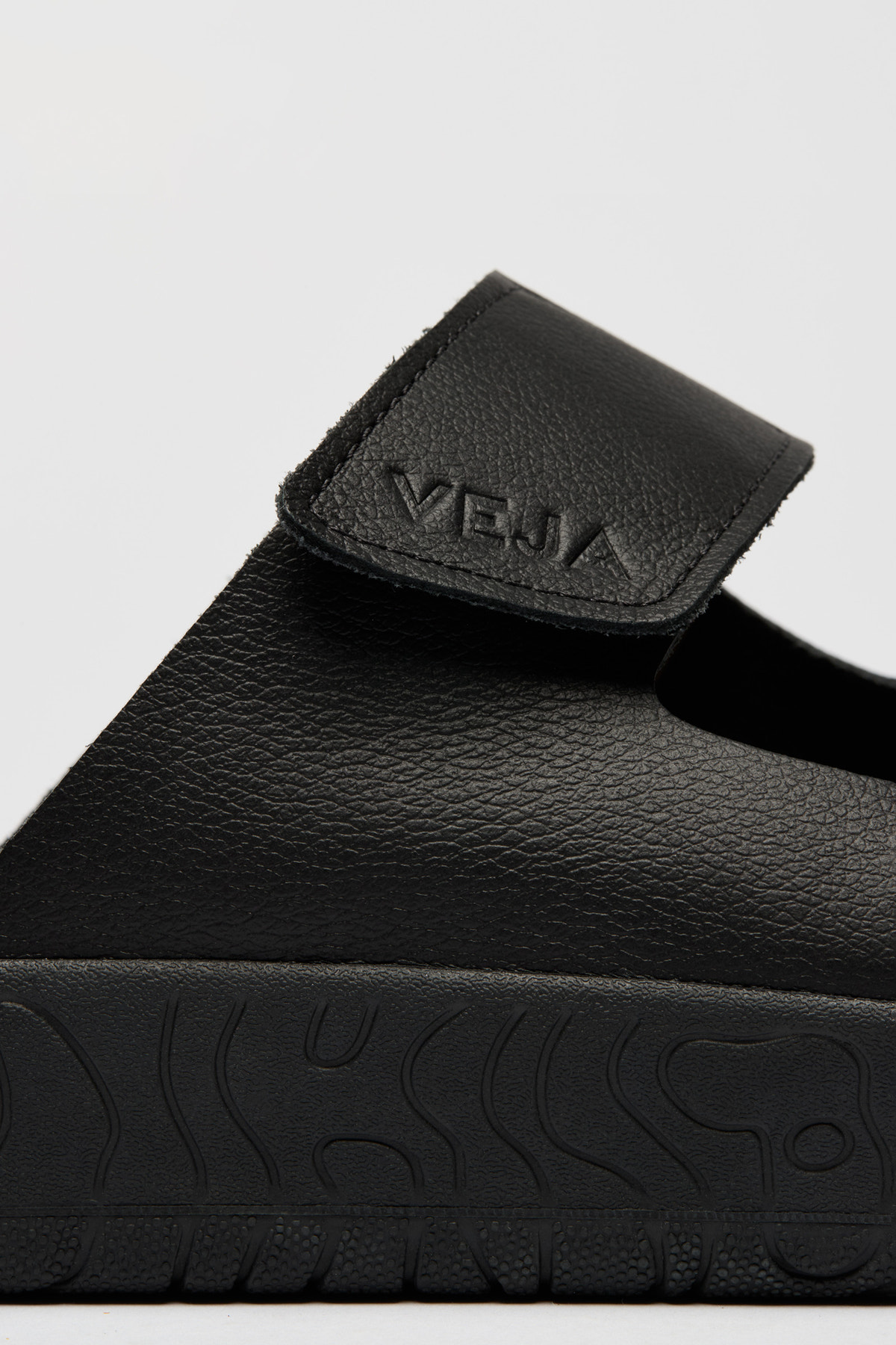 Etna Leather