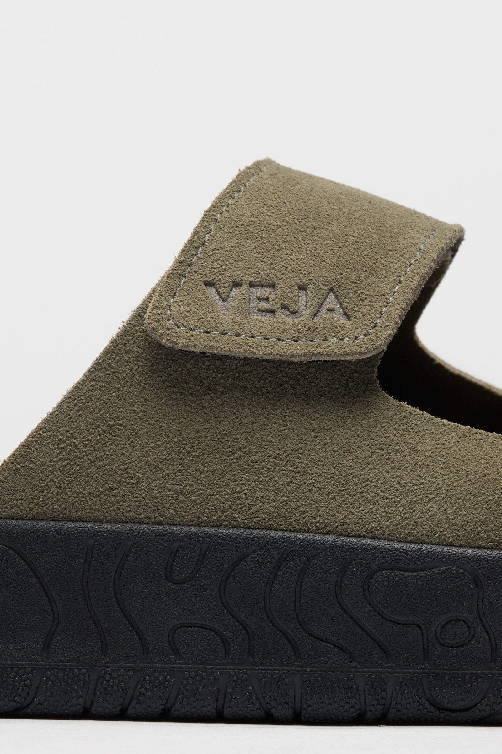 Etna Suede
