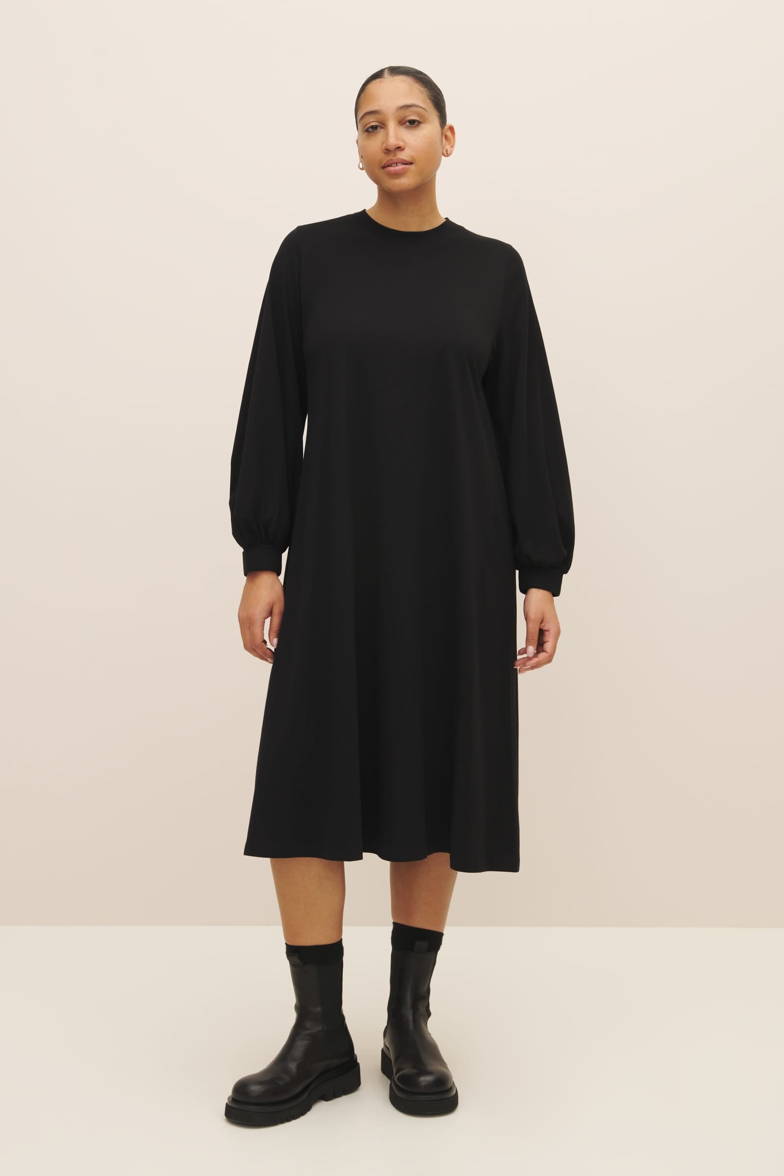 Long sleeve best sale black cotton dress