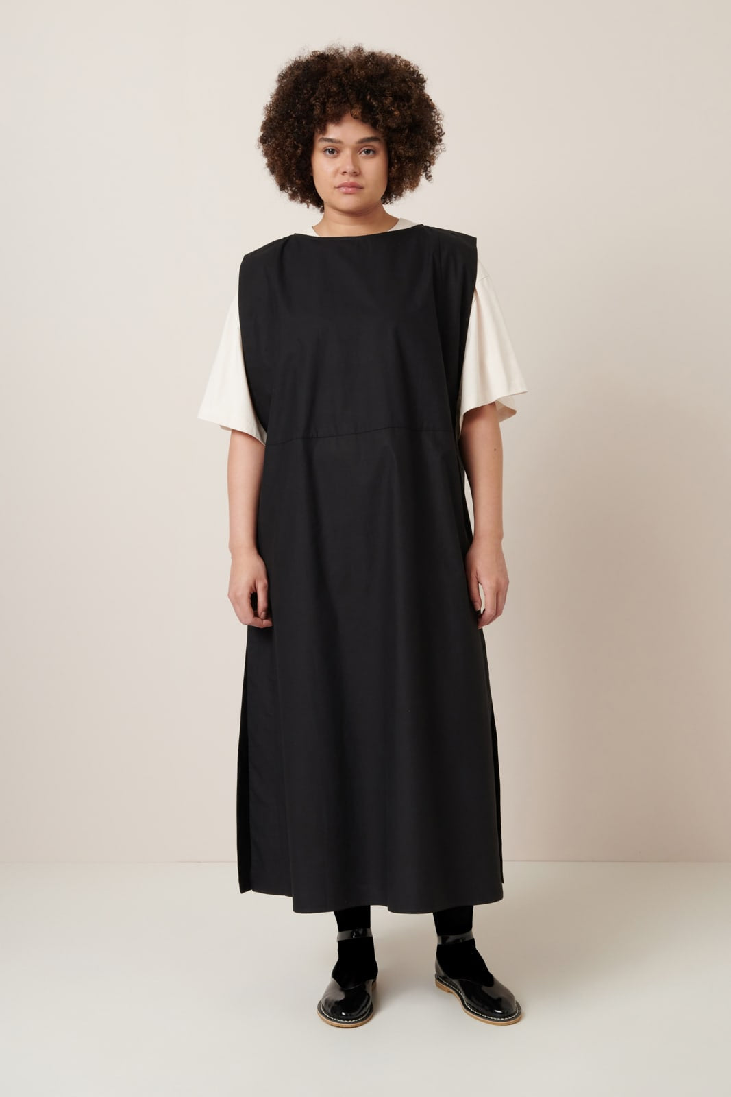 Raven Pinafore