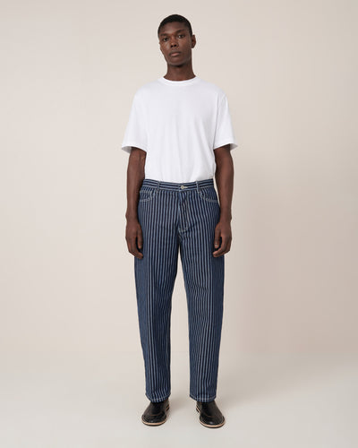 Model wearing size M