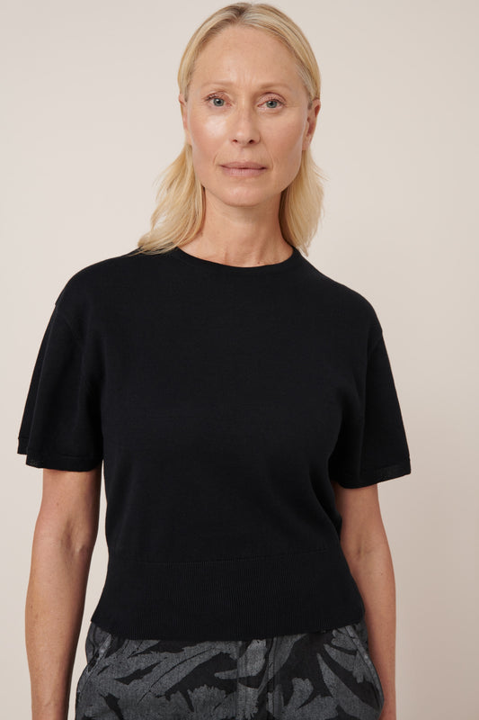 Silhouette Top