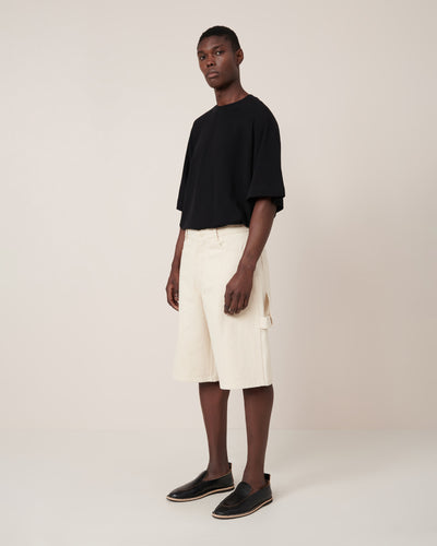 Model wearing size M