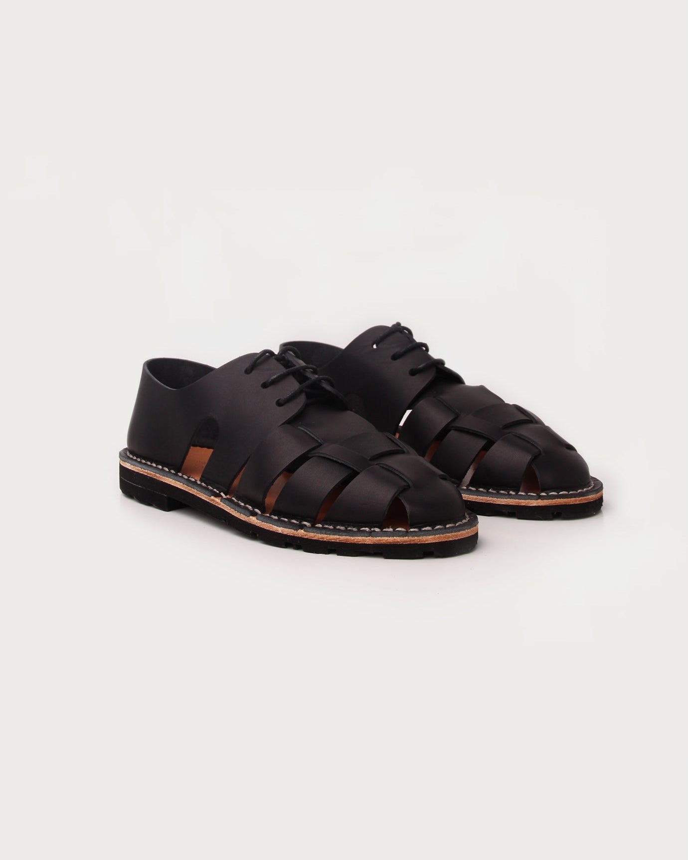 Shop Artisanal Shoes 10/05 - Black