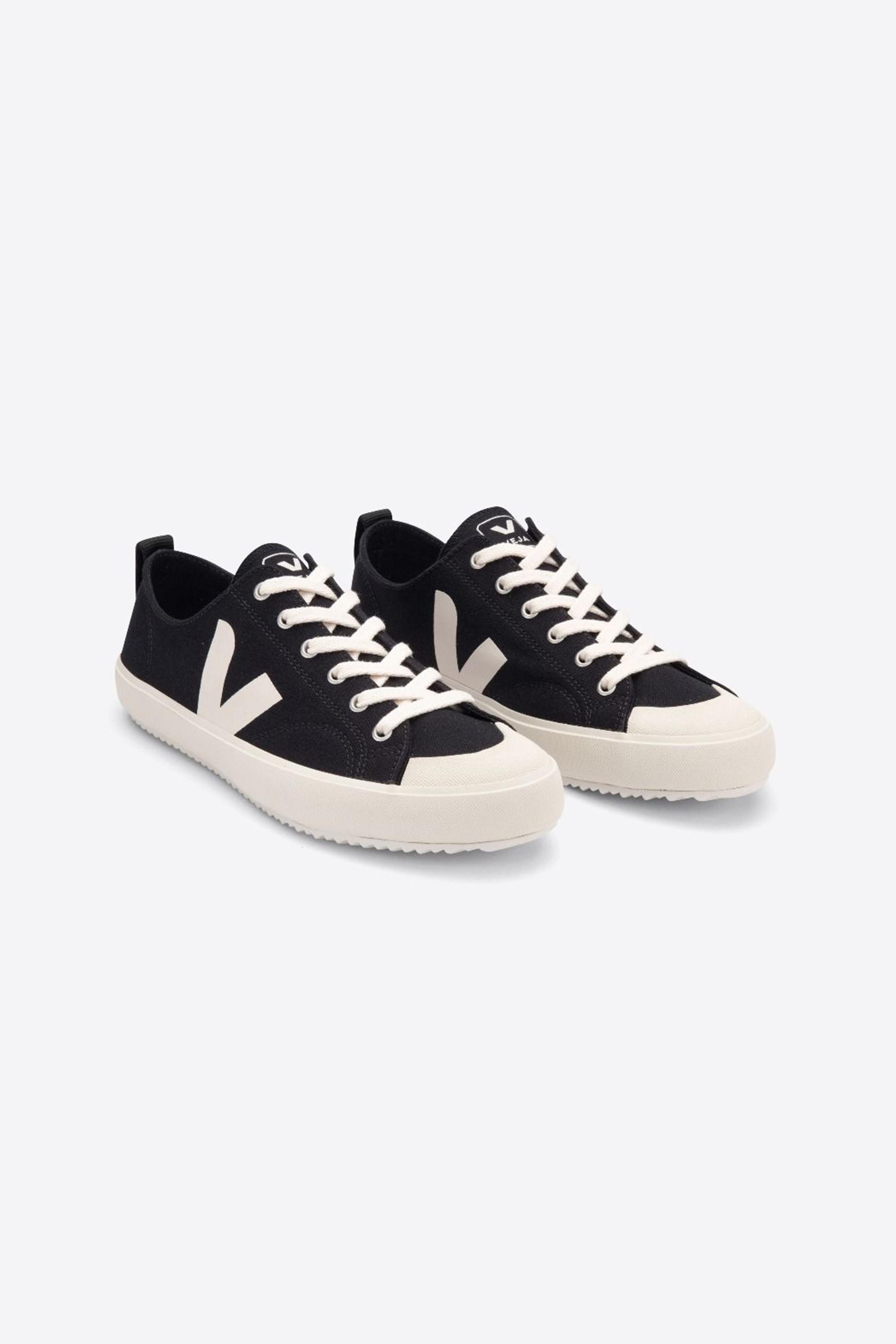 Veja black clearance trainers